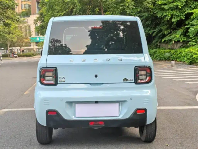 Geely Panda — Фото автомобиля 5