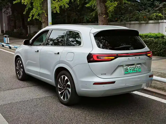 Aito M7 — Фото автомобиля 7