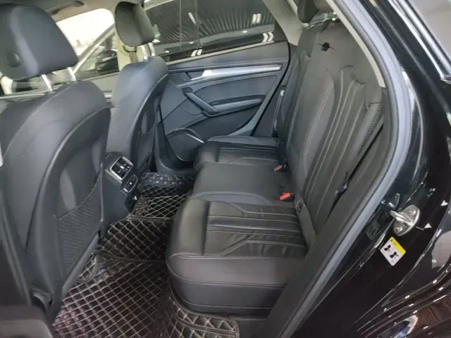 Audi Q5L — Фото автомобиля 16