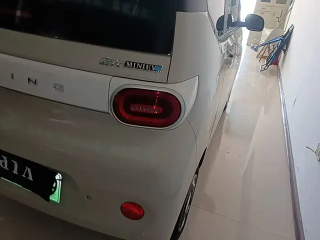 Wuling Hongguang Mini EV — Фото автомобиля 7