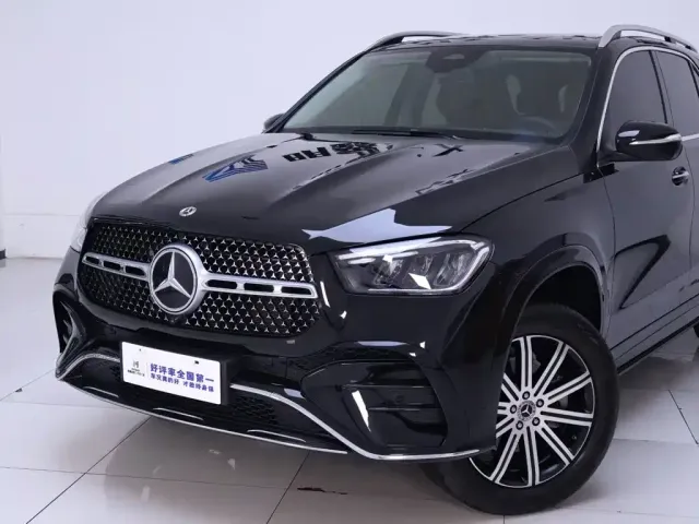 Mercedes-Benz GLE-Class — Фото автомобиля 3