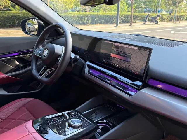 BMW 5 Series — Фото автомобиля 13
