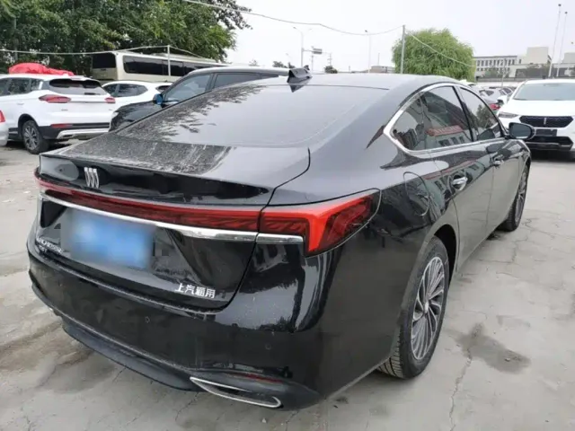 Buick LaCrosse — Фото автомобиля 6