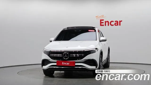 Mercedes-Benz EQA — Фото автомобиля 3
