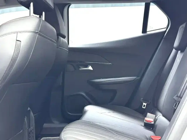 Peugeot 2008 — Фото автомобиля 8