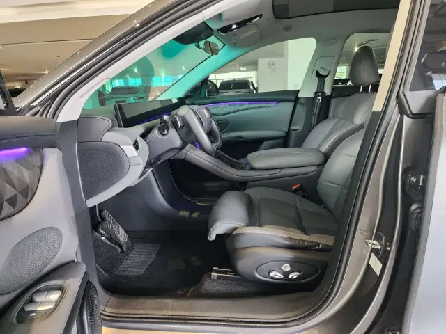IM Motors LS6 — Фото автомобиля 4