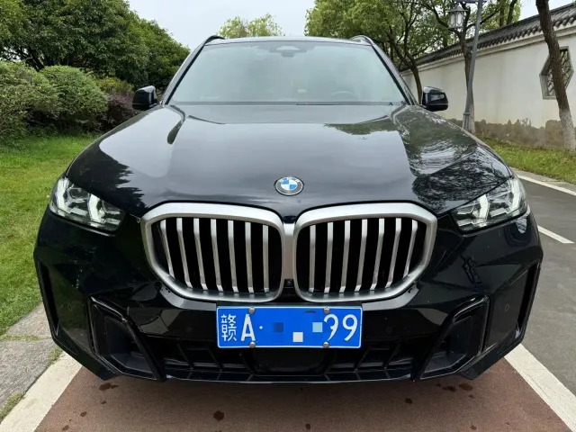 BMW X5 — Фото автомобиля 2