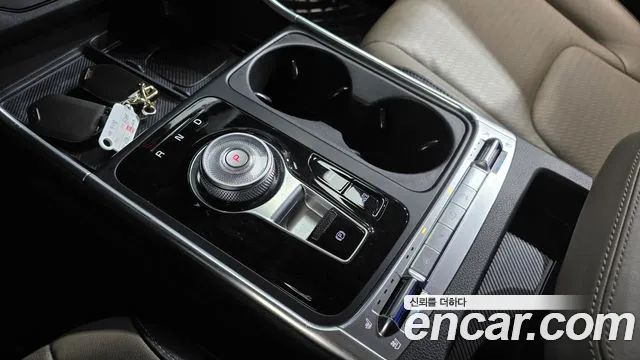 Kia Carnival 4th Gen — Фото автомобиля 12