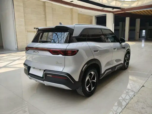 BYD Yuan UP — Фото автомобиля 10