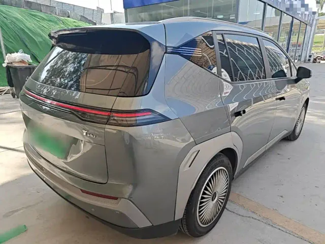 GAC Aion Y — Фото автомобиля 6