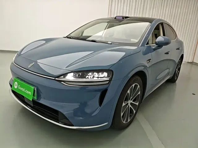Фотография автомобиля — Luxeed R7