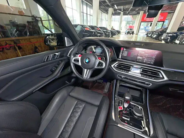 BMW X5 M — Фото автомобиля 18