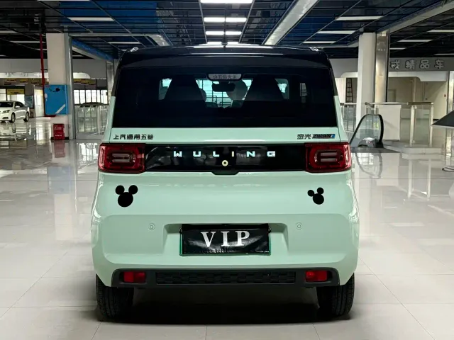 Wuling Hongguang Mini EV — Фото автомобиля 12