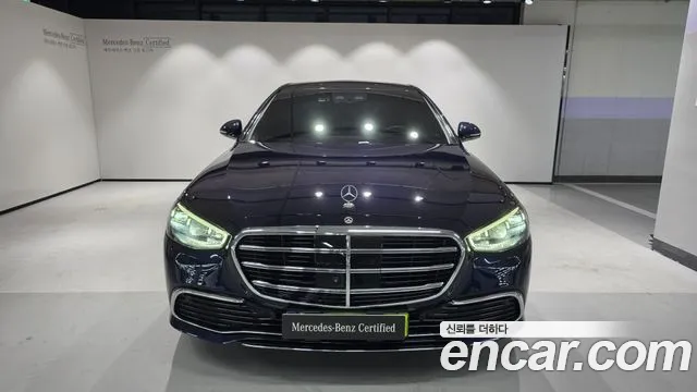 Mercedes-Benz S-Class — Фото автомобиля 2