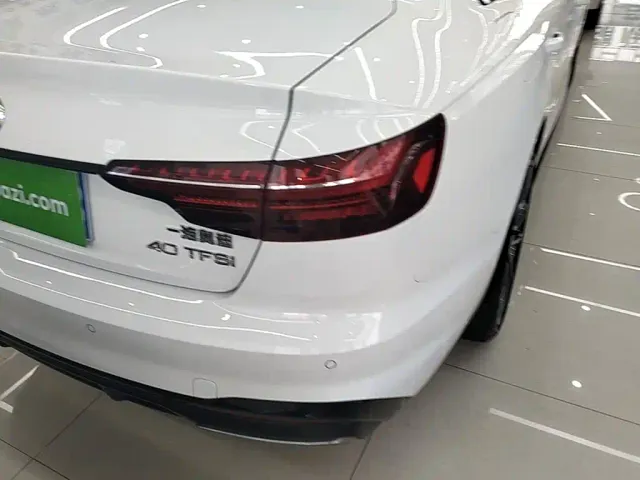 Audi A4L — Фото автомобиля 7