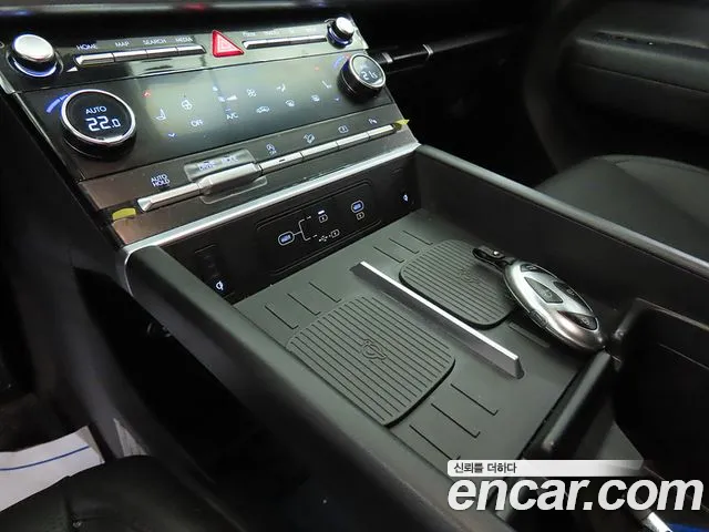 Hyundai Santafe Santa Fe (MX5) Бензин 2.5T 2WD — Фото автомобиля 12