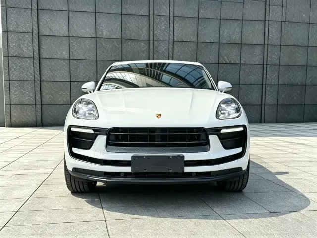 Porsche Macan — Фото автомобиля 2