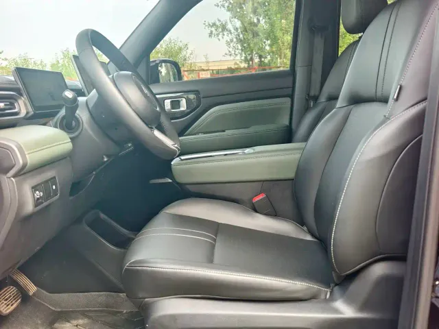 Baojun Yep Plus — Фото автомобиля 4