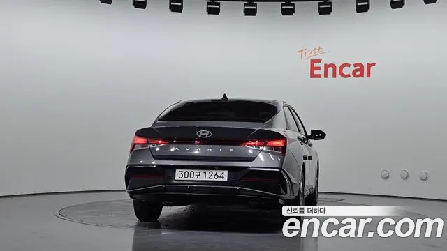 Hyundai AVANTE Smart — Фото автомобиля 4