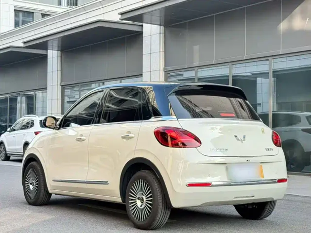 Wuling Bingo — Фото автомобиля 4