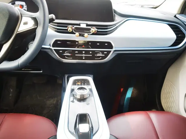 Changan Benben E-Star — Фото автомобиля 12