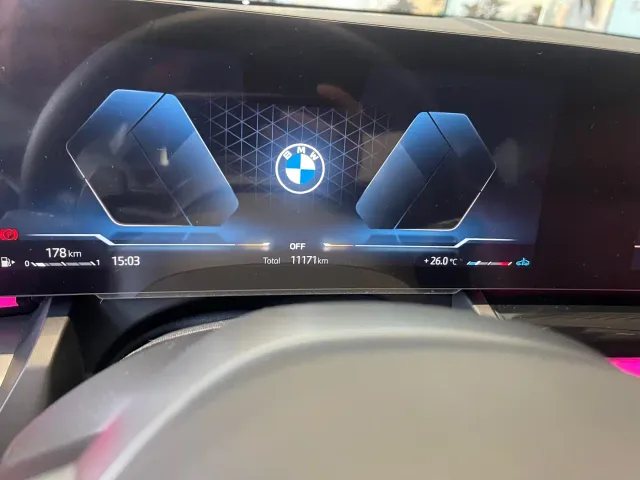 BMW 5 Series — Фото автомобиля 9