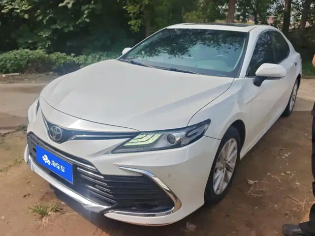 Фотография автомобиля — Toyota Camry