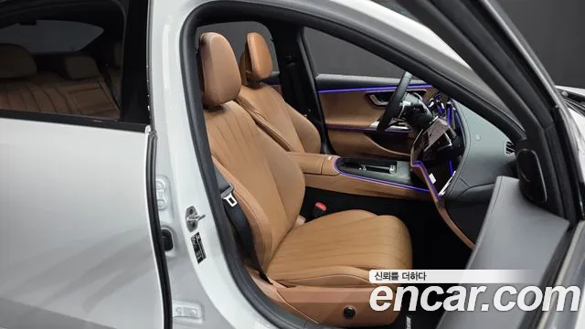 Mercedes-Benz E-Class W214 — Фото автомобиля 16