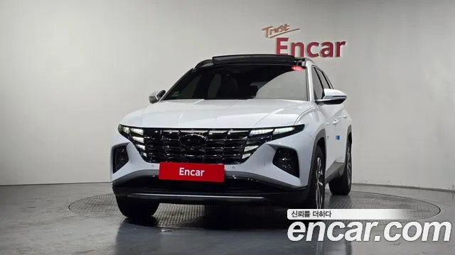 Hyundai Tucson — Фото автомобиля 3