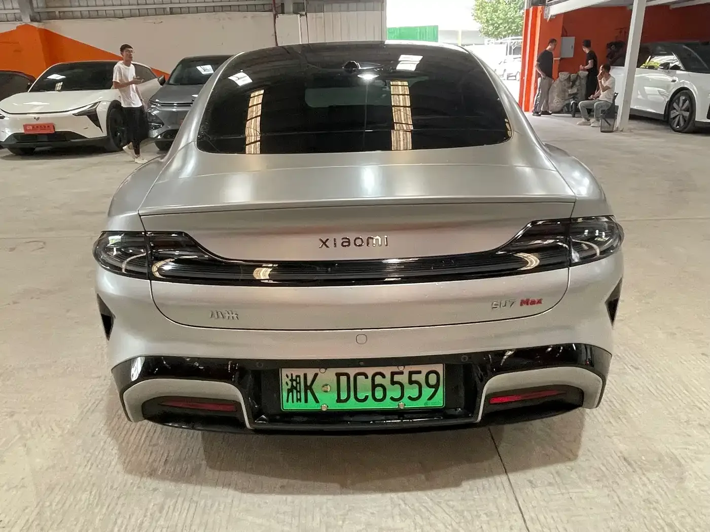 Xiaomi Auto Xiaomi SU7 2024 AWD Extended Range Advanced Smart Driving Max Edition — Фото автомобиля 8