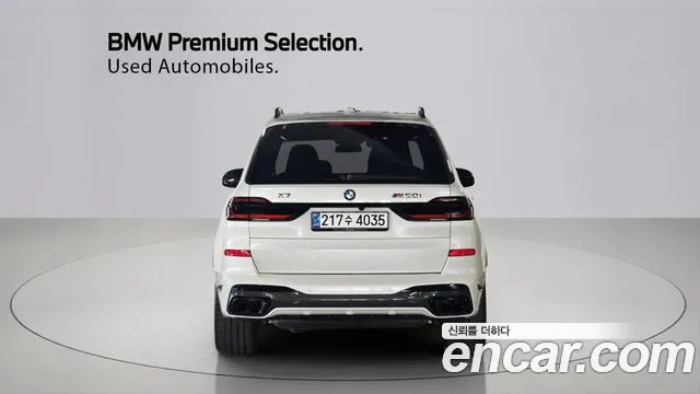 BMW X7 — Фото автомобиля 2