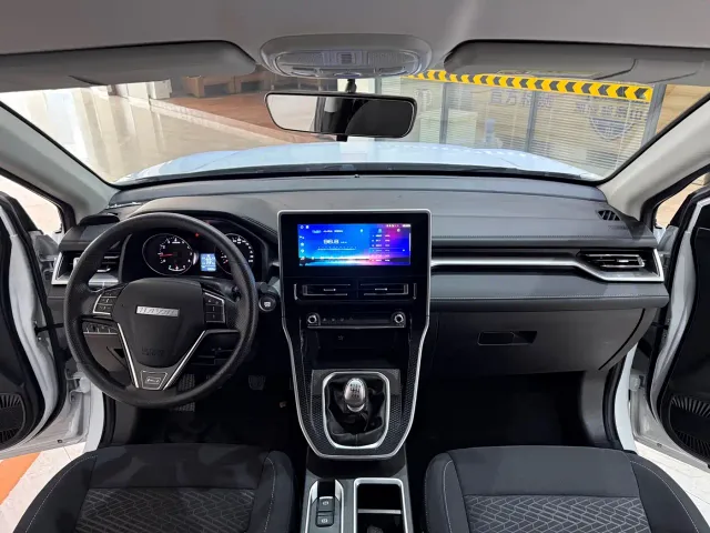 Haval M6 — Фото автомобиля 12