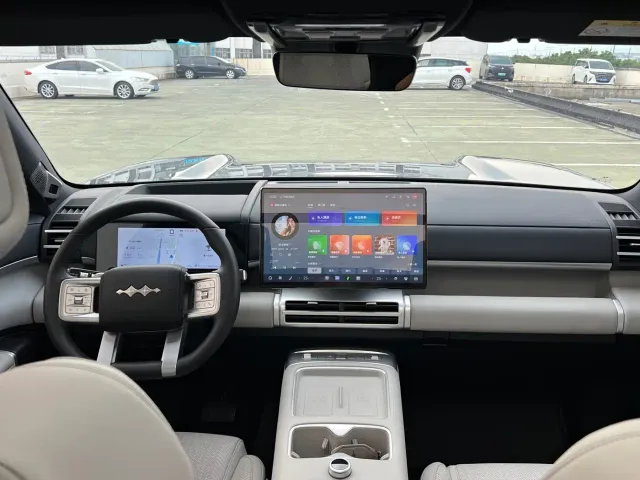 BYD FangChengBao Titanium 7 — Фото автомобиля 12