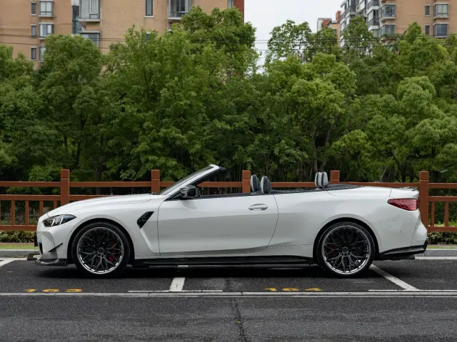 BMW M4 — Фото автомобиля 2