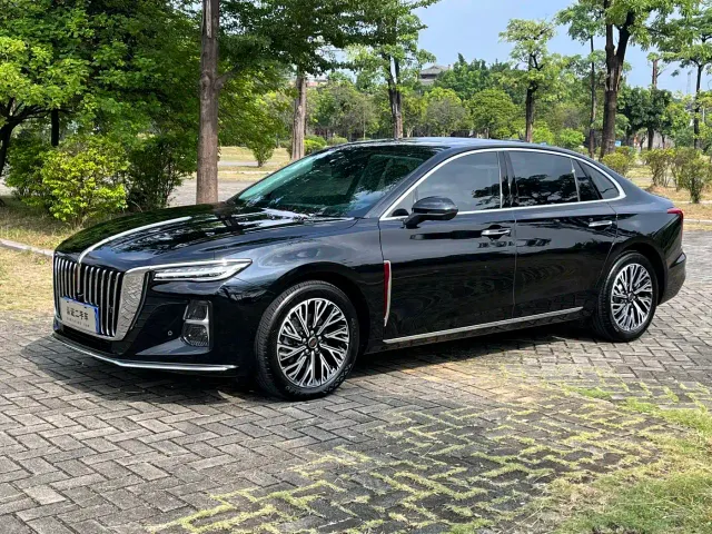Фотография автомобиля — Hongqi H5