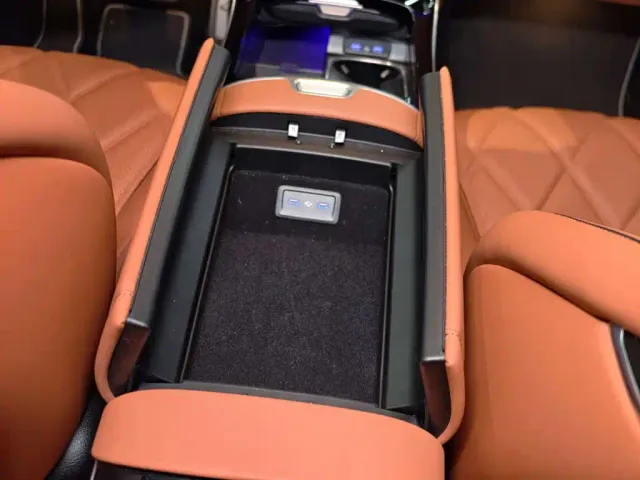 Mercedes-Benz Maybach S-Class — Фото автомобиля 27