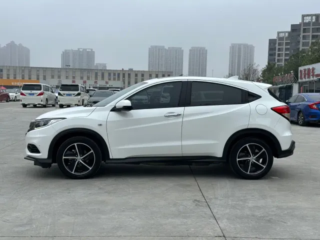 Honda Vezel — Фото автомобиля 7