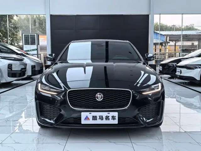 Jaguar XEL — Фото автомобиля 2
