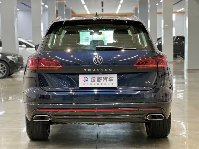 Volkswagen Touareg 2023 3.0TSI R-Line Black Sports Package — Фото автомобиля 5