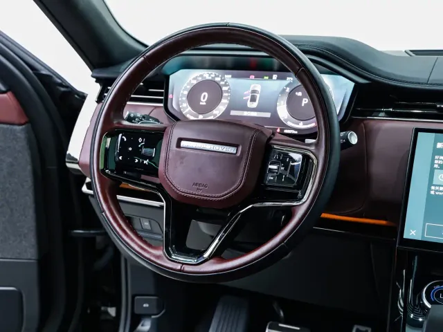 Land Rover Range Rover Sport — Фото автомобиля 18