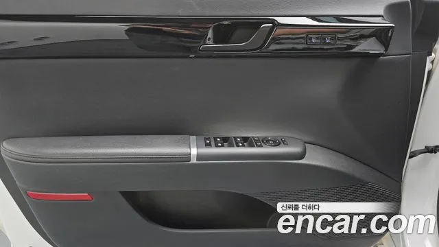 Hyundai Grandeur Grandeur (GN7) 3.5 LPG 2WD (Такси) — Фото автомобиля 24