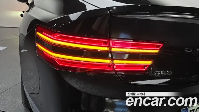 Genesis G80 RG3 — Фото автомобиля 8