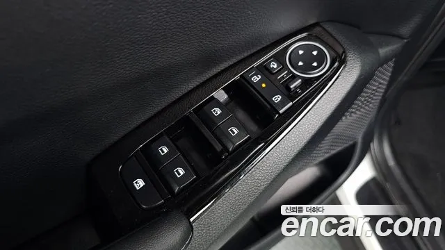 Kia Seltos New — Фото автомобиля 28