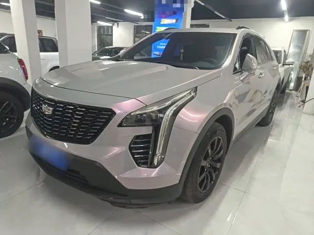 Фотография автомобиля — Cadillac XT4