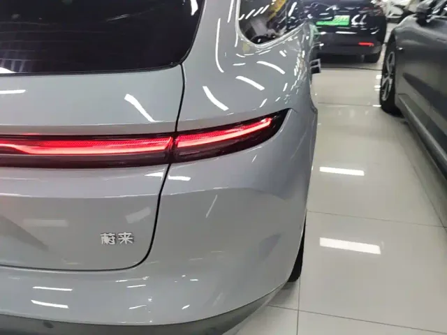 Nio ET5 Touring — Фото автомобиля 7