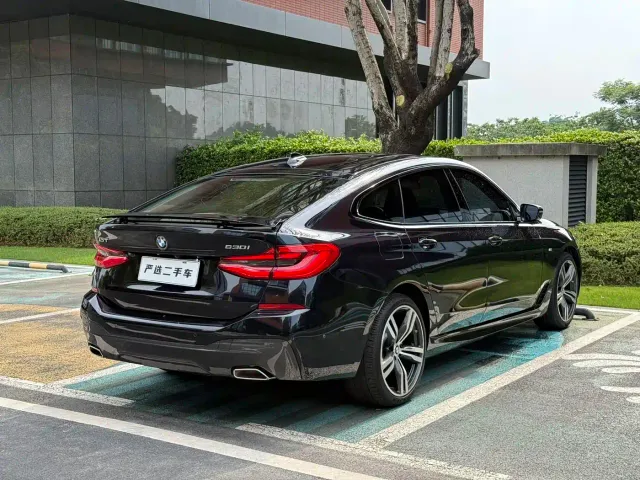 BMW 6 Series Gran Turismo — Фото автомобиля 9