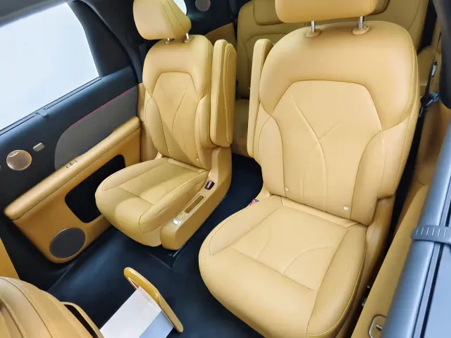 IM Motors LS8 — Фото автомобиля 21