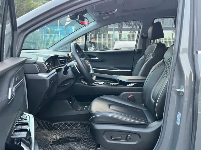 Hyundai Custo — Фото автомобиля 16