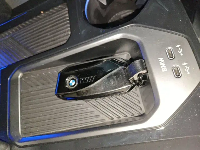 BMW 5 Series — Фото автомобиля 8