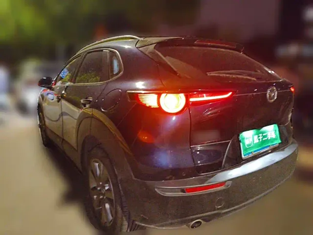 Mazda CX-30 — Фото автомобиля 4